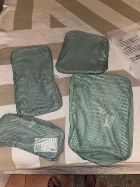 Set of 5 Sage Green Packing Cubes